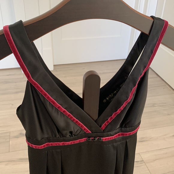 Guess satin dress - Picture 3 of 5